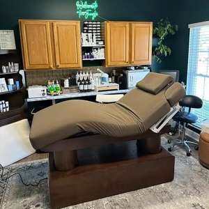 Top-Angebot: Luxuriöser Elektrischer High-End Kosmetikstuhl und Massageliege, Modernes Design, 2-4 Motoren, Gesamthöhenverstellung für Kosmetikstudio und Spa - Product Image 6