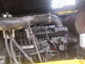 Excavadora sobre orugas Komatsu usada, máquina antigua de 6 toneladas con bomba de engranajes, componentes centrales PLC a la venta en Shanghai, China - Product Image 4