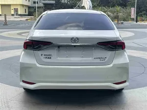 <span class=keywords><strong>Toyota</strong></span> <span class=keywords><strong>Corolla</strong></span> <span class=keywords><strong>S</strong></span>-CVT Elite PLUS Edition <span class=keywords><strong>2021</strong></span>, berline, équipements haut de gamme, phares à LED, arrière, occasion bon marché, 1.2T, automatique, berline - Product Image 3