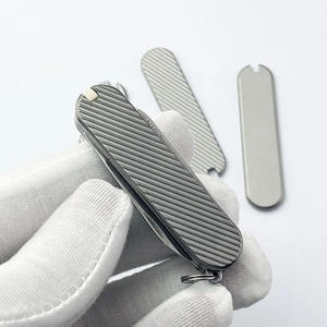 Özel yüzey EDC İsviçre bıçak ölçekler aksesuarları dayanıklı kaymaz kesici ölçekler titanyum bıçak ölçekler - Product Image 2