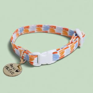 Collar de Perro de Algodón Elegante y de Lujo, Talla XS, Personalizado con Estampado de Moda, Duradero, Cómodo, Ajustable, Suave y Ligero, con Hebilla - Product Image 1