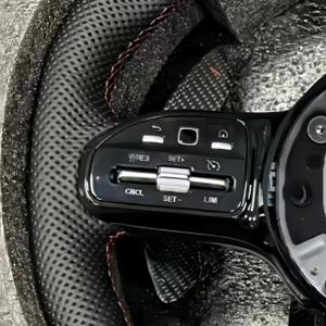 Volante Deportivo de Cuero Personalizado para <span class=keywords><strong>Mercedes</strong></span> <span class=keywords><strong>Benz</strong></span> C63 C43 E53 E63 G63 G500 G55 AMG GT GLE63 W223 W204 W205 W167 W213 - Product Image 2