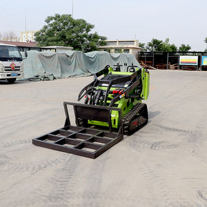 Mini-chargeuse compacte sur chenilles Honda avec moteur Honda, haute efficacité opérationnelle, puissance de 17 kW, pompe hydraulique et moteur - Product Image 2