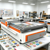 Machine d'alimentation automatique, machine de découpe, étiquette autocollante en film, boîte à motifs de dessins animés, machine de découpe CNC à couteau vibrant