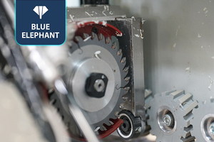 เครื่องเจียรขอบไม้/พีวีซีอัตโนมัติสำหรับการทำเฟอร์นิเจอร์เครื่องจักร CNC - Product Image 4