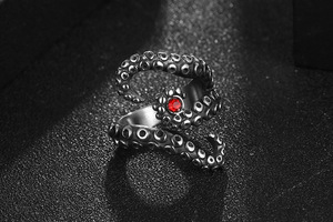 Precio al por mayor, en stock, joyería caliente, anillos de aleación de tentáculo de pulpo rubí de diseño de moda Punk Vintage Universal para hombres y mujeres - Product Image 5