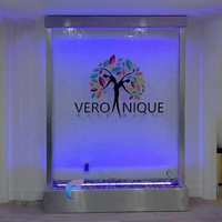 Décor intérieur et extérieur personnalisé de fontaine de cascade de mur d'eau de verre de cadre d'acier inoxydable
