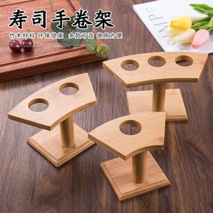 Soporte para rollos de sushi de bambú en forma de barco para uso en hoteles y restaurantes. Lavar a mano solo. - Product Image 4