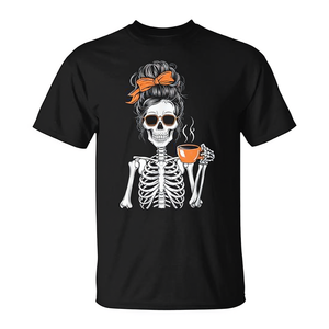 Camiseta para mujer con diseño de esqueleto de Halloween Messy Bun Coffee Mom - Product Image 2