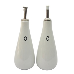 <span class=keywords><strong>Dispensador</strong></span> de Cerámica Amarillo para Aceite - Botella para Salsa de Soya o Vinagre con Vertedor, <span class=keywords><strong>Dispensador</strong></span> de Condimentos Líquidos para Cocina - Product Image 4