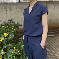 Uniforme de travail pour infirmières en polyester, rayonne et élasthanne, doux et confortable, uniforme de spa et de salon, uniforme de travail pour femmes aux Philippines
