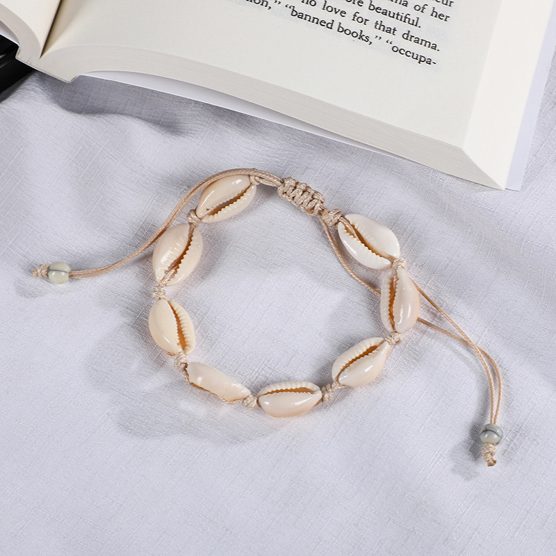 Beige rope