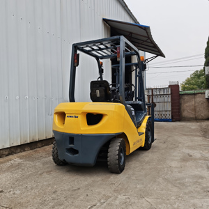 รถยกดีเซล Komatsu FD30 มือสอง 3 ตัน รุ่นปี 2024 ขับเคลื่อน 4 ล้อ ยกสูง 3 เมตร พร้อมที่นั่งคนขับ นำเข้าจากญี่ปุ่นแท้ ขายดี - Product Image 4