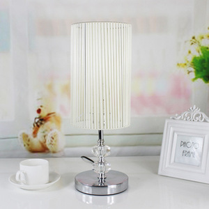 Lampada da Tavolo Esclusiva Transfrontaliera Moderna e Semplice con Paralume Spazzolato Fatto a Mano, Controllo a Pulsante, per Camera Nuziale - Product Image 4
