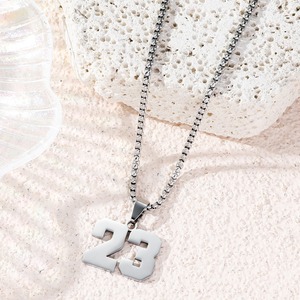 Collana con Ciondolo Numero Fortunato 0-99 in Acciaio Inossidabile Nero, Collana Sportiva con Numero per Uomo e Donna - Product Image 3