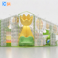 Canard à couronne gonflable géant blanc de dessin animé mignon personnalisé pour la décoration d'événements