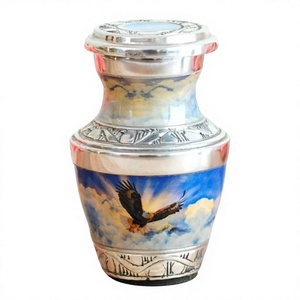 Urna Decorativa de Metal Cilíndrica con Impresión Digital de Águila y Nubes, Elegante Decoración para Estantes y Mesas - Product Image 1