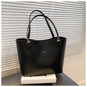 Luxury glossy <b>crossbody</b> <b>bag</b>, <b>soft</b> fabric <b>crossbody</b> <b>bag</b>, women's casual lightweight <b>bag</b>. - Product Image 4