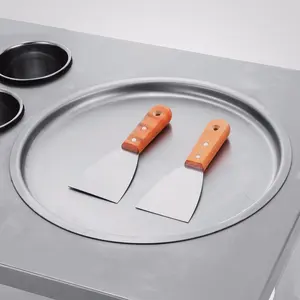 Máquina automática de rollo de helado tailandés Nueva condición para freír helado a base de leche - Product Image 6