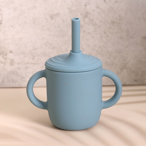 Taza de silicona para bebés, niños pequeños, taza de entrenamiento para beber con tapas y mango de agarre suave, tazas inastillables para niños pequeños - Product Image 3