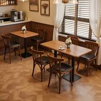 Table et chaises de salle à manger en bois massif à bords courbes, mobilier commercial pour café, salon de thé, restaurant occidental