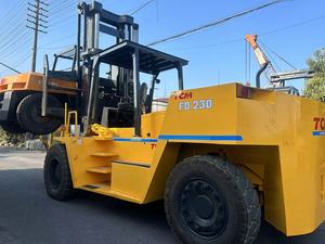Professional <b>Used</b> TCM FD230 Diesel Forklift with Two Stage Mast Trusted by Importers & Heavy Contractors for Construction - Product Image 3