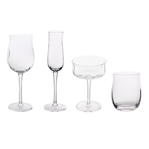 Verres <span class=keywords><strong>à</strong></span> champagne cannelés Offre Spéciale faits <span class=keywords><strong>à</strong></span> la main cannelés <span class=keywords><strong>à</strong></span> rayures verticales Flûtes Ensemble de verres <span class=keywords><strong>à</strong></span> <span class=keywords><strong>vin</strong></span> rouge en forme de <span class=keywords><strong>tulipe</strong></span> <span class=keywords><strong>Verre</strong></span> <span class=keywords><strong>à</strong></span> <span class=keywords><strong>vin</strong></span> <span class=keywords><strong>à</strong></span> jante dorée - Product Image 1
