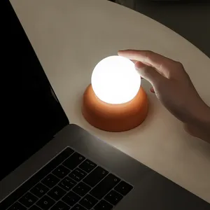 OEM/ODM inci ışık bebek odası oyuncak taşınabilir ayarlanabilir plastik Led USB yeniden şarj edilebilir masa lambası çocuk inci gece ışıkları