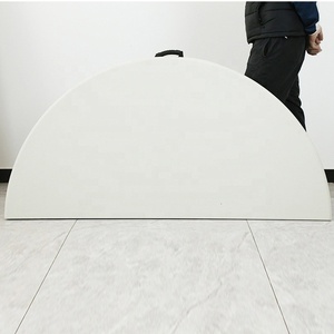 โต๊ะพับกลางแจ้งขนาด 5 ฟุต ขาโลหะ พลาสติกแบบพกพา โต๊ะกลมพับได้สำหรับจัดเลี้ยงงานแต่งงาน พับครึ่งได้ - Product Image 2