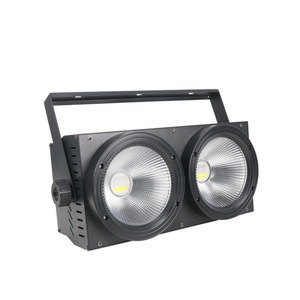 Nuevo Diseño de Luz Cegadora LED 2x100w, 2 Ojos, DMX COB, Luz Cegadora para Audiencia - Product Image 1