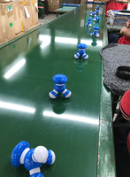 Alat Pijat Getar Mini 3 Kaki OEM Custom Grosir, Alat Pijat Tubuh Portabel dengan Lampu LED, Dioperasikan dengan 3 Baterai AAA, Start Satu Tombol