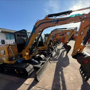 Excavatrice compacte CAT 305.5 d'occasion, performances de fonctionnement fluides, force de creusement élevée, faible nombre d'heures de travail, idéale pour les chantiers étroits - Product Image 1