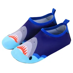 Sapatos aquáticos para crianças, meias aquáticas de secagem rápida para mergulho ao ar livre, meias para ioga e mergulho, sapatos de praia macios para meninos e meninas