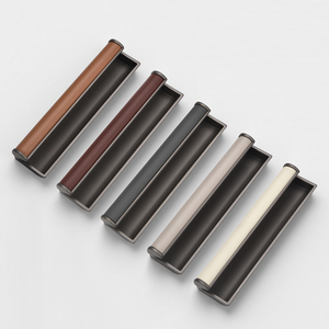 Poignées encastrées invisibles modernes en cuir autocollantes de la même couleur pour tiroirs de placard - Product Image 4