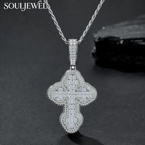 Collar de cruz de moissanita de plata 925 al por mayor, con dije de trébol pavé, joyería fina certificada GRA, estilo hip hop para hombres y mujeres - Product Image 3