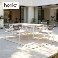 Ensemble imperméable de meubles de patio de resorts de loisirs d'Europe ensemble de table et chaises de patio de restaurant extérieur en métal et en aluminium pour le jardin