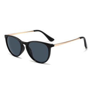 Lunettes de soleil pour enfants K1016, verres PC UV400, monture en métal, unisexe, protection solaire, voyage, utilisation en extérieur - Product Image 3