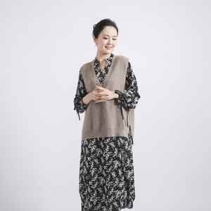 Quand la vie vous donne du cachemire, assurez-vous qu'il est 100% et stylé à la perfection. Parce que qui dit confort ne peut pas être fabuleux - Product Image 2