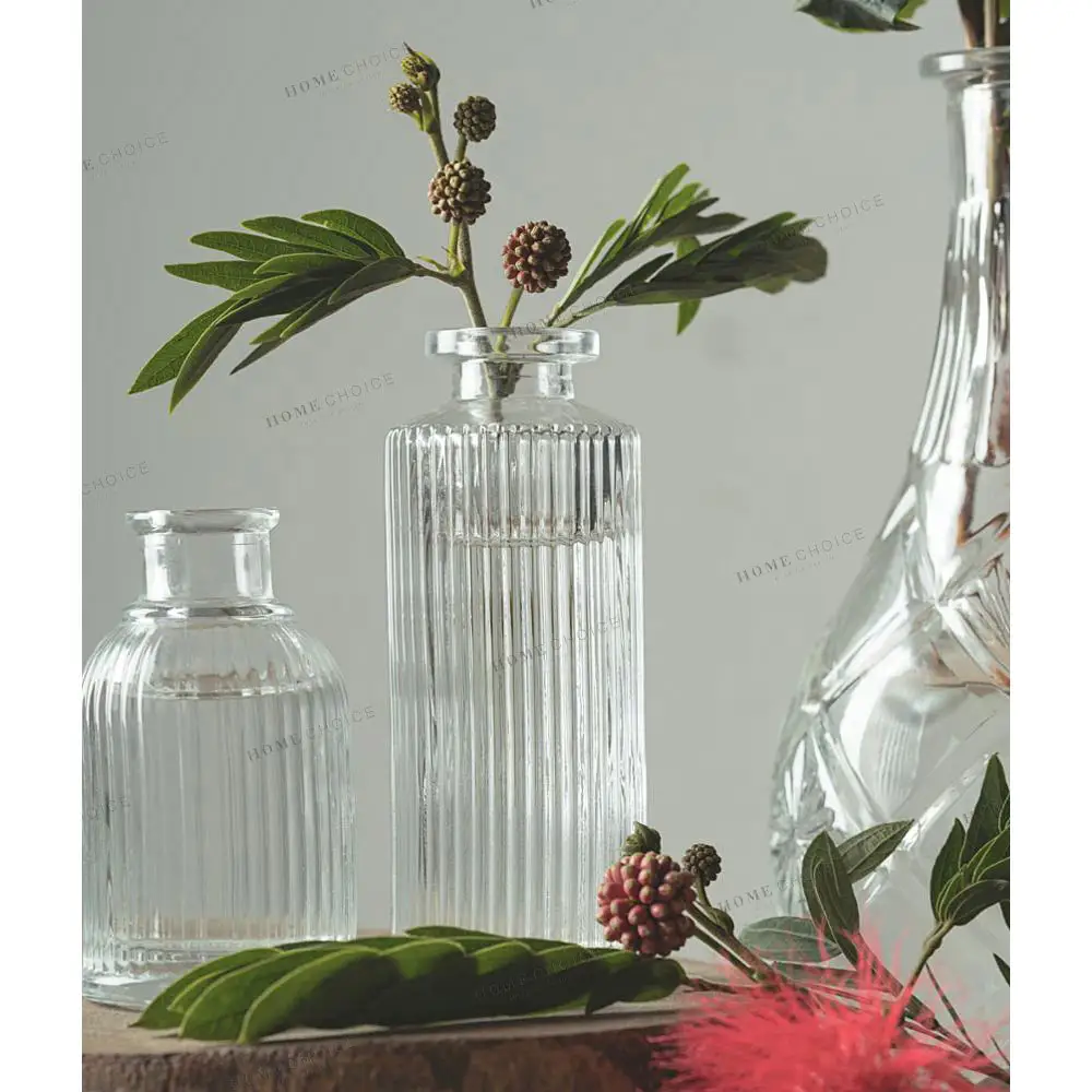 ユニークなデザインの家の装飾小さなガラスの花瓶安い透明ガラスクリスタル花瓶家の装飾