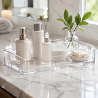 Plateau de salle de bain en acrylique personnalisé, organisateur de vanité transparent, plateau de comptoir pour savon et produits de soin avec rebord surélevé et espace pour logo, idéal pour hôtels et spas