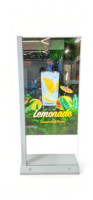 Kiosque OLED transparent en forme de L de 55 pouces, 2K, écran tactile 10 points, signalisation numérique, 43 % de transmittance, RS232, Android/PC, SDK OEM pour la vente au détail