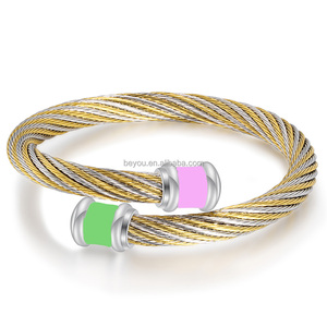 Colore personalizzato <span class=keywords><strong>rosa</strong></span> verde confraternita braccialetto in <span class=keywords><strong>acciaio</strong></span> inossidabile 6MM Retro gradiente cavo intrecciato in titanio filo aperto braccialetto gioielli - Product Image 4