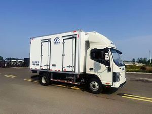 For JAC 4.2-Meter Diesel Euro 6 Emission Refrigerator Manual Transmission Refrigerated Truck for Transporting Vegetables Frozen - Product Image 2