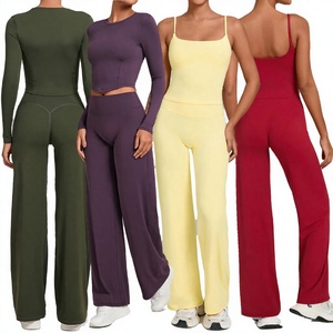 Hauts de yoga respirants à logo frontal et ensembles de fitness 3 pièces pour vêtements de sport et de gym pour femmes - Product Image 3