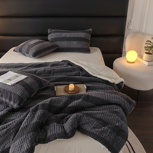 Couverture en <span class=keywords><strong>fausse</strong></span> <span class=keywords><strong>fourrure</strong></span> de lapin Teddy - Nouveau style à prix abordable, idéale pour couvrir le lit ou décorer, couverture de canapé de luxe en polaire Sherpa - Product Image 6