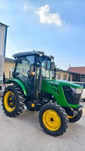 Trattore Agricolo 4x4 da 80CV con Cambio Automatico, Caricatore Frontale e Benna in Vendita - Product Image 2
