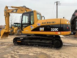 Excavatrice Caterpillar 320C de 20 tonnes, machine éprouvée de qualité supérieure avec moteur, boîte de vitesses et groupe motopropulseur fiables, d'occasion et robuste. - Product Image 3