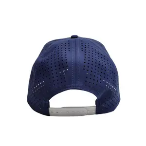 Personality Street Gorra de béisbol de 5 paneles Gorra de golf de poliéster de moda con bordado 3D Logotipo personalizado Perforación láser impermeable