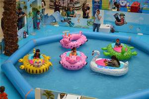 Bateau à pédales <span class=keywords><strong>de</strong></span> pare-chocs <span class=keywords><strong>de</strong></span> batterie électrique adulte d'enfants pour la piscine gonflable - Product Image 6