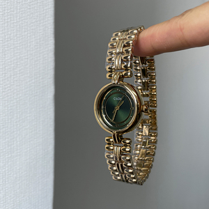 CILOA Montre pour femme avec cadran rond vert, bracelet en métal, montre-bracelet à quartz décontractée et tendance - Product Image 3